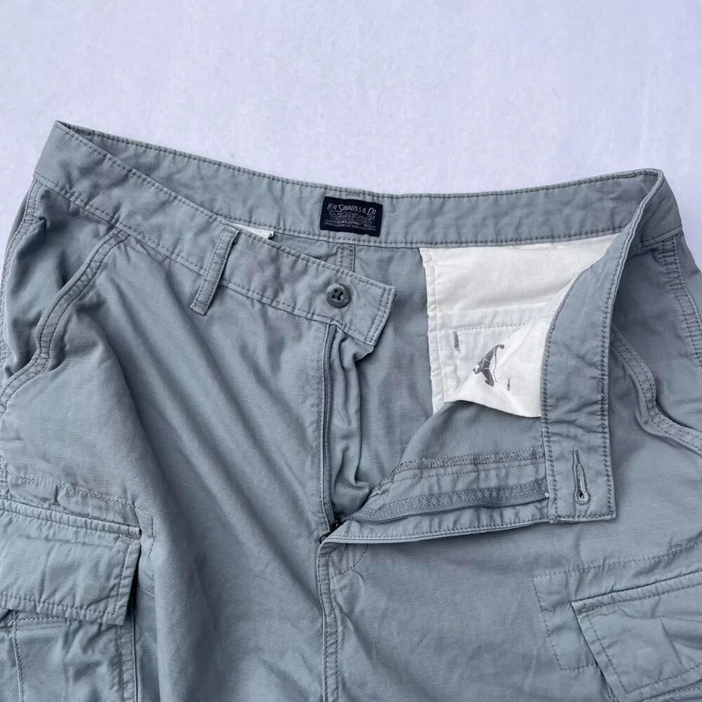 Levi's Gray 5-Pocket Men Cargo Shorts Sz 34 Gorpcore Outdoor Camping Utility